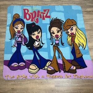 Y2K Bratz Girls Fleece Throw Blanket Blue Vtg‎ 2004 Fashion Dolls Retro 49"x56"